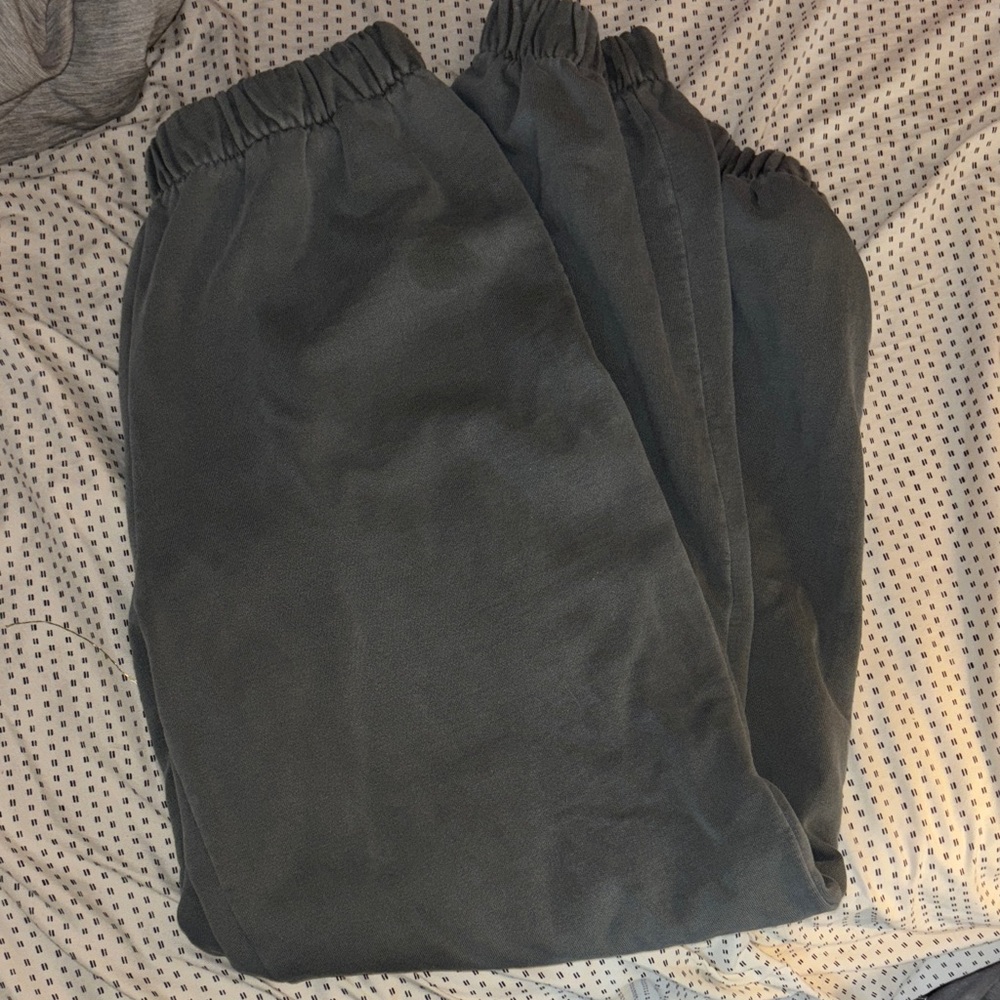 Brandy Melville Pants